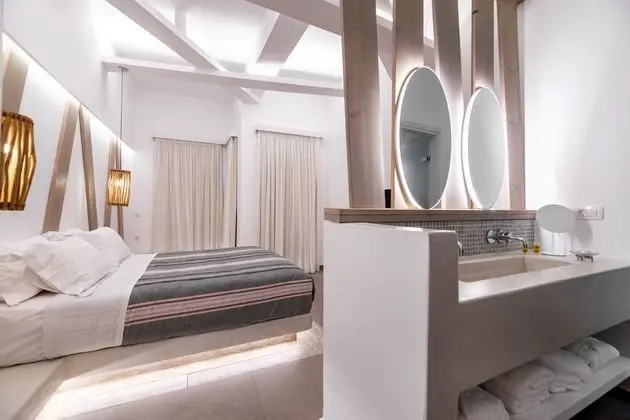 Deluxe Double Room, Caldera View, External Tub