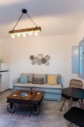 Pool suite