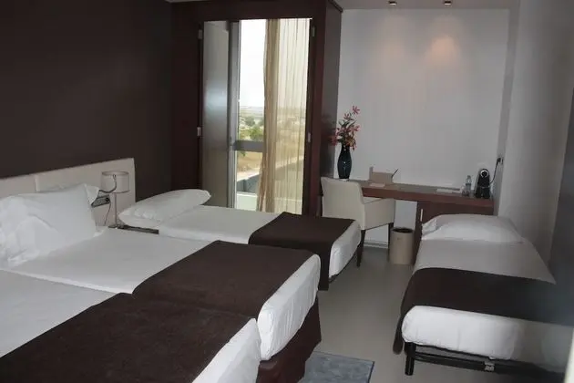 Basic Dört Kişilik Oda (2 Adults + 2 Children)