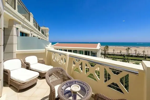 Junior Süit, Teras, Deniz Manzaralı