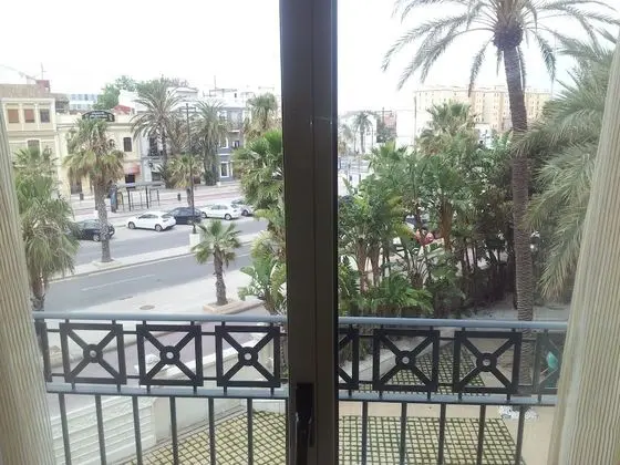 Tek Büyük Yataklı Oda (2 adults and 1 child)