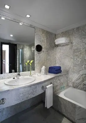 Premium Üç Kişilik Oda, Deniz Manzaralı (2 adults + 1 child)