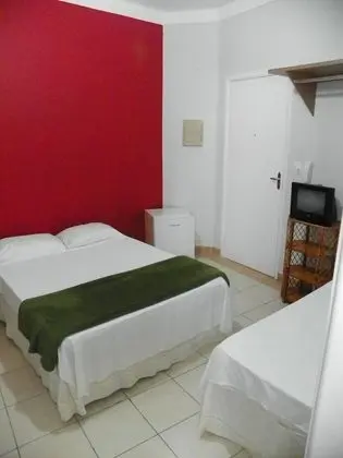 Üç Kişilik Oda