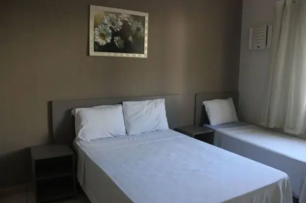Üç Kişilik Oda