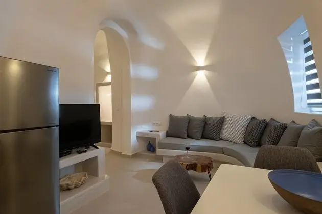 Junior Süit (shared outdoor Hot Tub and veranda)