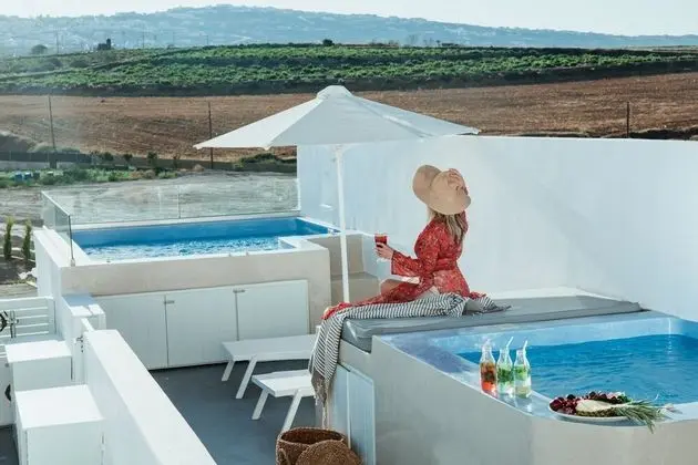 Junior Süit (shared outdoor Hot Tub and veranda)