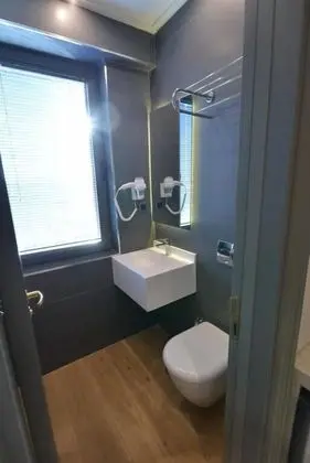 Classic Tek Büyük Yataklı Oda