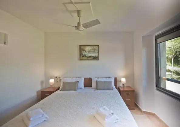 Standard Tek Büyük veya İki Ayrı Yataklı Oda