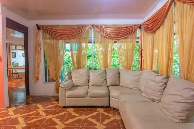 Family Ev, 3 Yatak Odası, 2 Banyolu, Bahçe Manzaralı