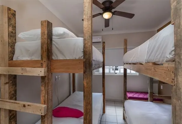 Single Bed Women - Dormitory Hostel