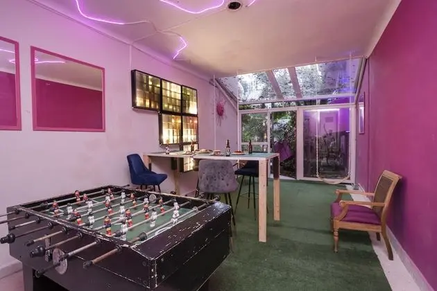Single Bed Women - Dormitory Hostel