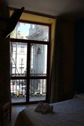 Tek Büyük veya İki Ayrı Yataklı Oda
