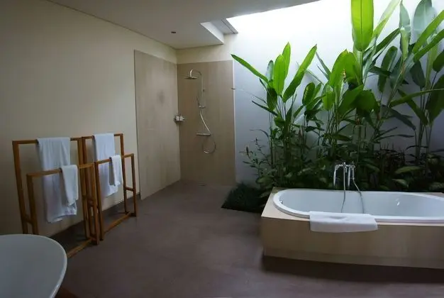 Royal Four Bedroom Pool Villa With Rice Field View