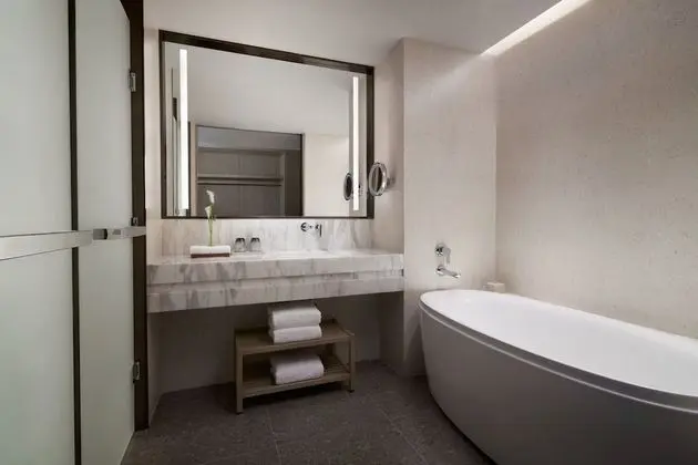 Oda, 1 En Büyük (King) Boy Yatak, Balkon, Bahçe Manzaralı