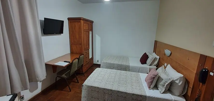 Standard Tek Büyük Yataklı Oda