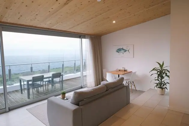 Oda, Deniz Manzaralı (with living room)