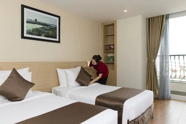 Deluxe Tek Büyük veya İki Ayrı Yataklı Oda, Balkon, Şehir Manzaralı