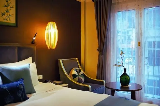 Junior Tek Büyük Yataklı Oda (Junior Suite)
