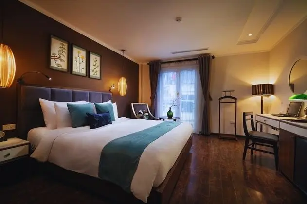 Junior Tek Büyük Yataklı Oda (Junior Suite)