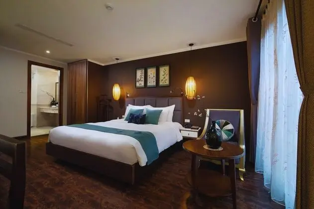 Junior Tek Büyük Yataklı Oda (Junior Suite)