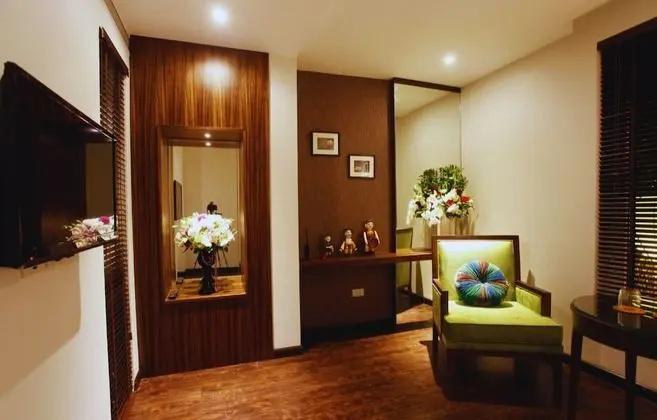 Tek Büyük Yataklı Oda (King Suite Balcony)