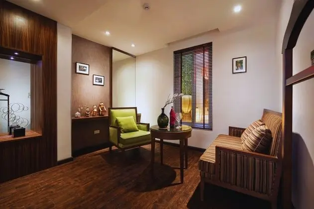 Tek Büyük Yataklı Oda (King Suite Balcony)