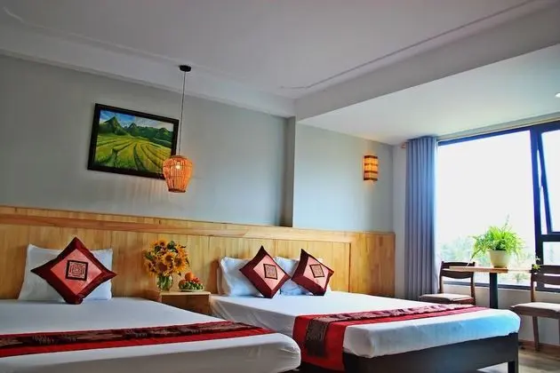 Deluxe Üç Kişilik Oda, Balkon, Dağ Manzaralı