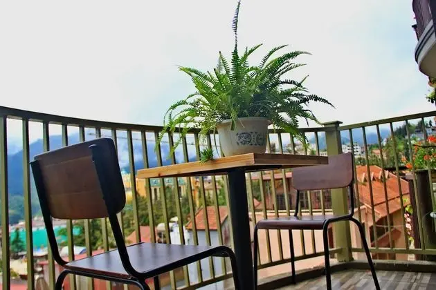 Deluxe Üç Kişilik Oda, Balkon, Dağ Manzaralı