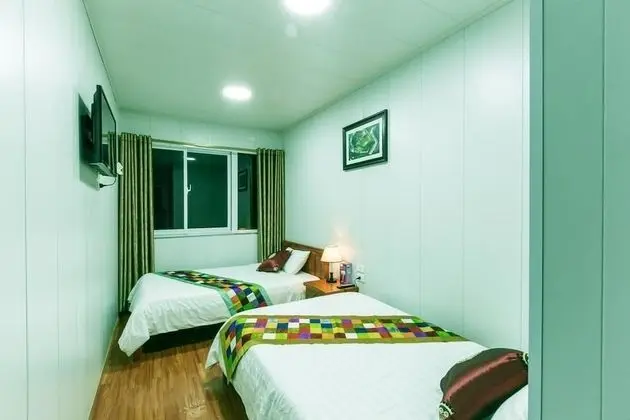 Deluxe Üç Kişilik Oda