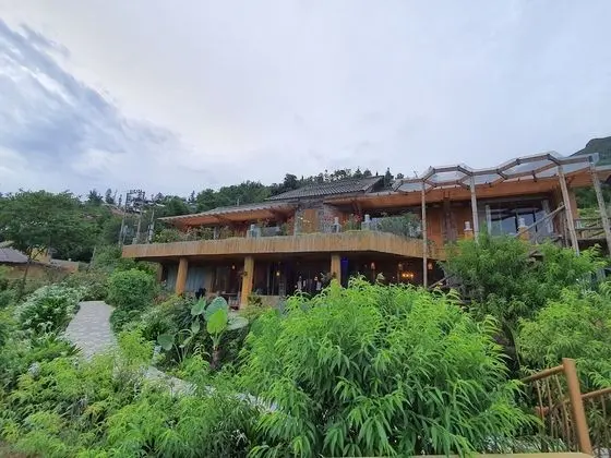 Oda, Balkon (Seasonal House - extra large balcony)