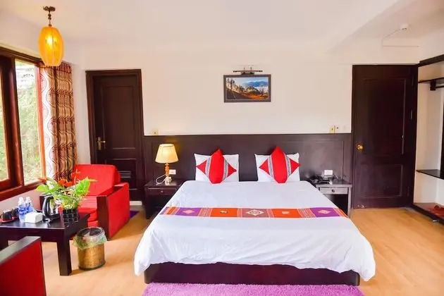 Deluxe Tek Büyük Yataklı Oda
