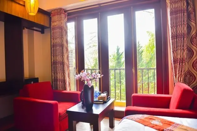 Deluxe Tek Büyük Yataklı Oda