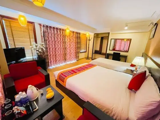 Deluxe Üç Kişilik Oda