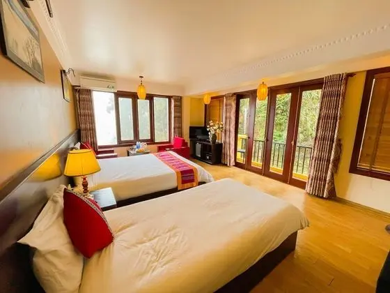 Deluxe Üç Kişilik Oda