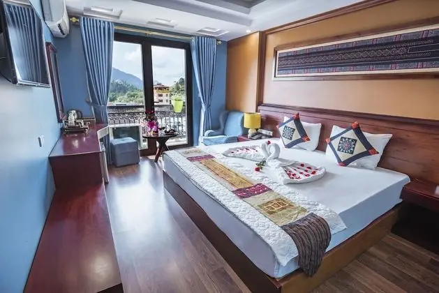 Deluxe Tek Büyük Yataklı Oda