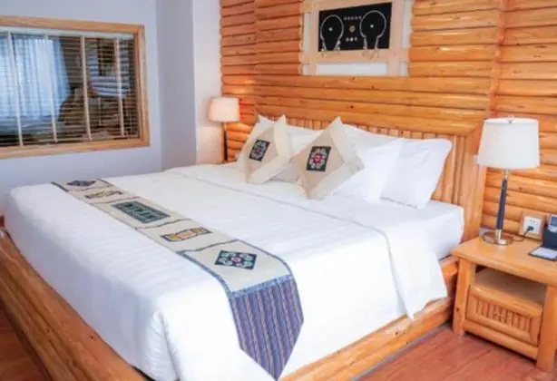 Deluxe Tek Büyük Yataklı Oda, Dağ Manzaralı