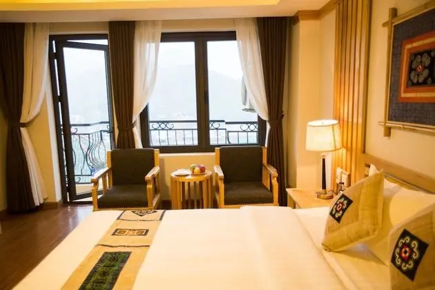 Deluxe Tek Büyük Yataklı Oda, Dağ Manzaralı