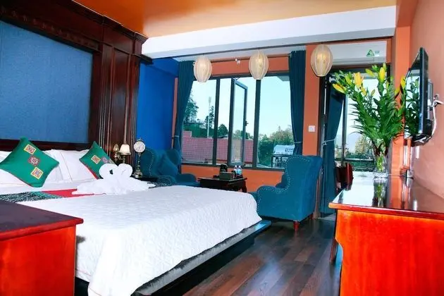 Deluxe Tek Büyük Yataklı Oda, Balkon