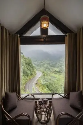 Deluxe Oda (Valley View)