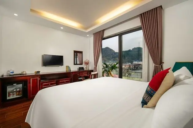 Deluxe Tek Büyük Yataklı Oda, Balkon