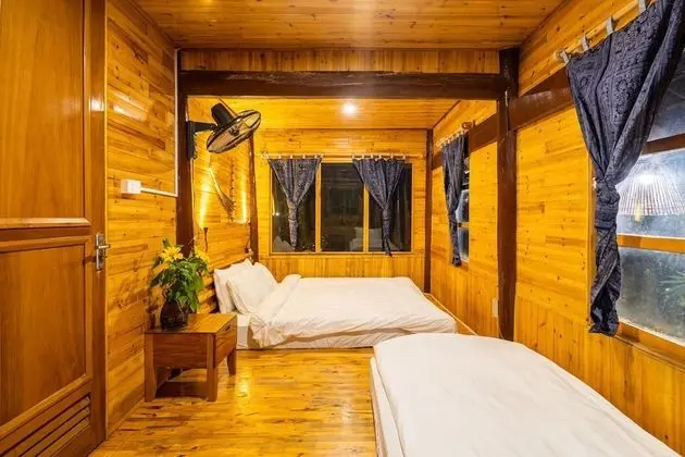 Family Oda, Ortak Banyo, Dağ Manzaralı