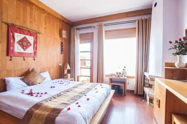 Deluxe Oda, 1 Çift Kişilik veya 2 Tek Kişilik Yatak, Dağ Manzaralı