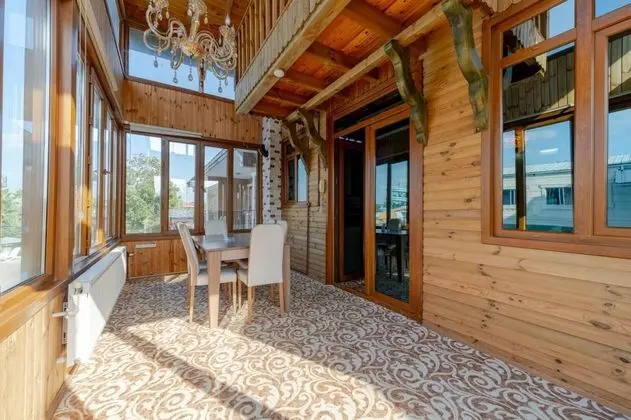 Villa, Havuz Manzaralı