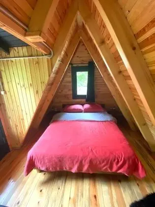 02 Isıtmalı Oval Havuzlu Bungalow Oda