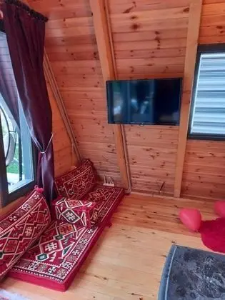 02 Isıtmalı Oval Havuzlu Bungalow Oda