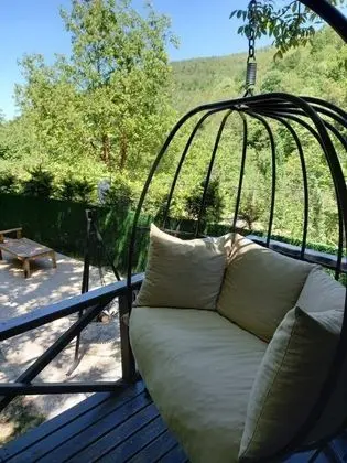 02 Isıtmalı Oval Havuzlu Bungalow Oda