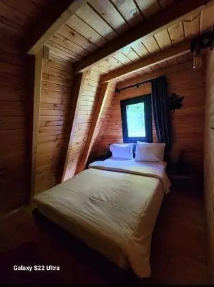 04 Havuzlu Dubleks Bungalow Oda