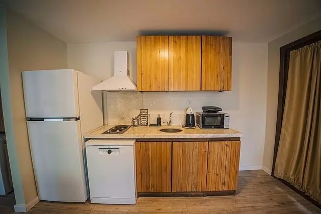 Tek OdTeraslı Bungalow Custom Bungalow, Bahçe Manzaralıalı Bungalow Custom Oda