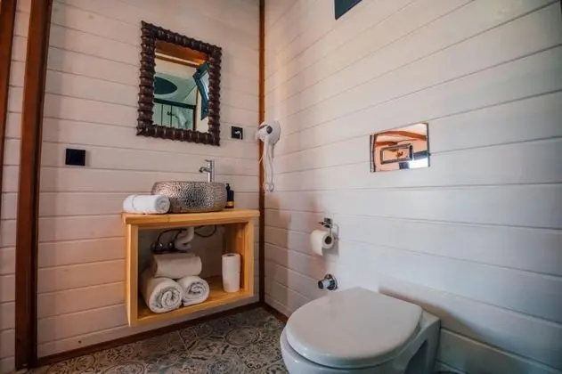 Mini Suite, Doğa Manzaralı, Isıtmalı Özel Havuzlu