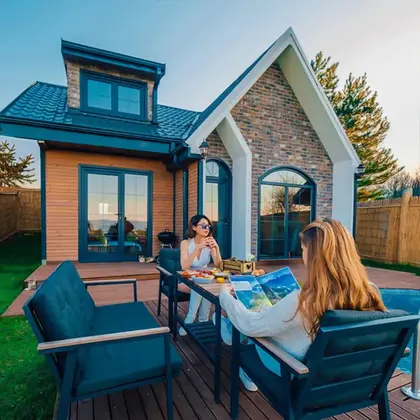 Suite Bungalow, Göl Manzaralı, Özel Havuzlu ve Bahçeli